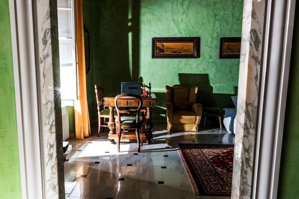 Appartement Art Deco 1920 Vicino Autostrada 40 Min Roma à Orte Extérieur photo